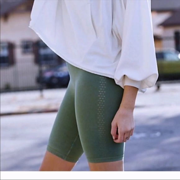New Free People Good Karma Green Bike Shorts - Picture 4 of 9